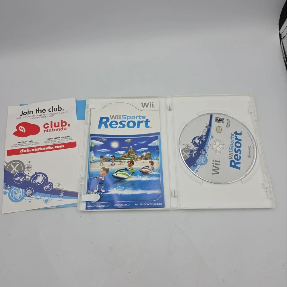 Wii Sports Resort - Nintendo Wii - Authentic, Working, CIB Great Disc